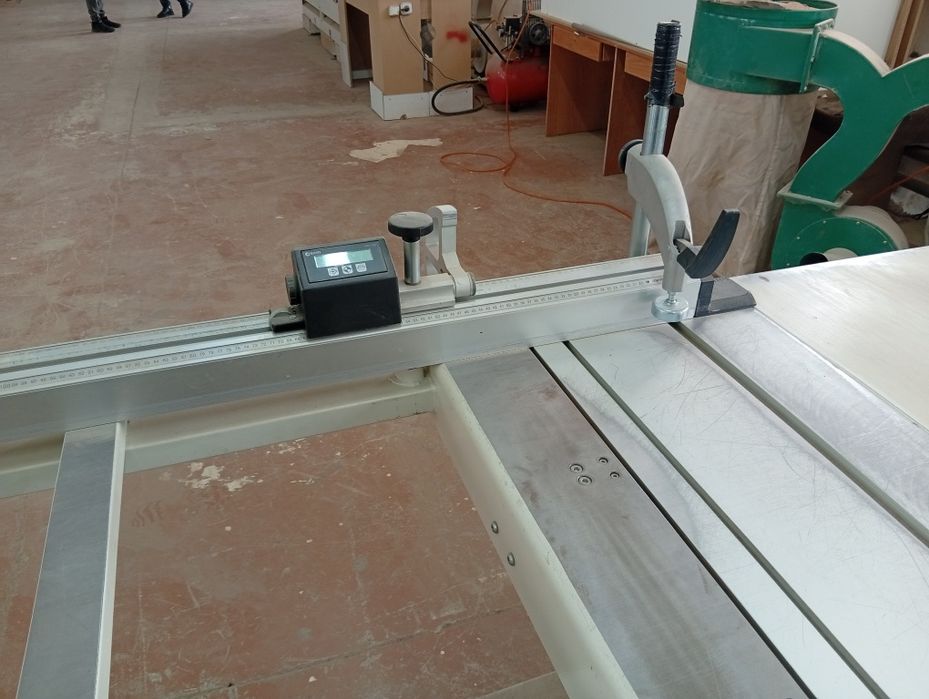 Станок форматно-раскроечный