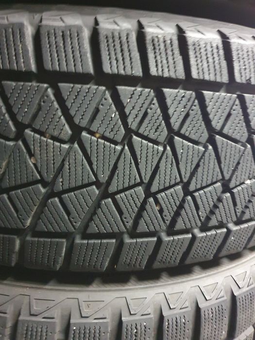 Гуми 225/60/17 2броя