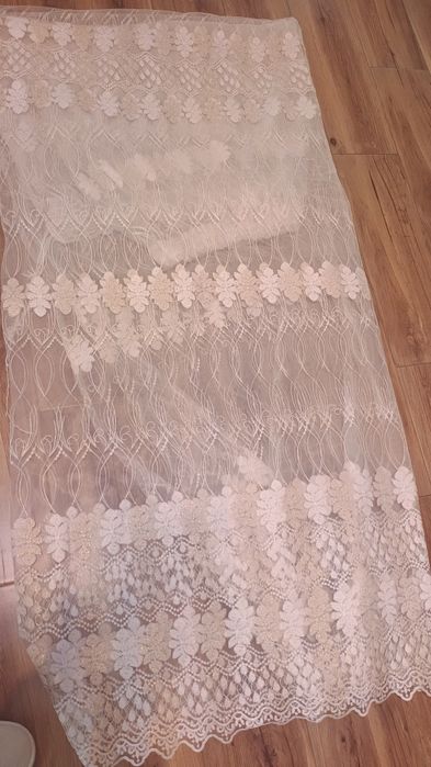 Vând perdele gata cusute