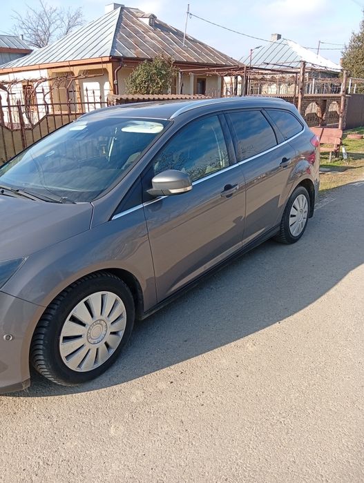 Se vinde Ford Focus