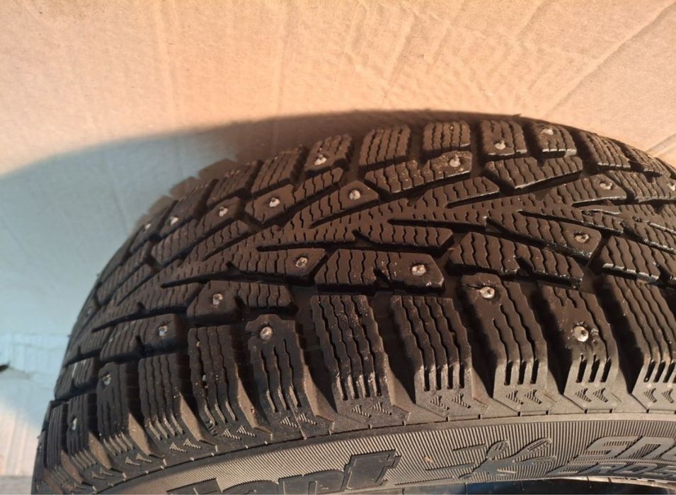 Резина 185/65/14. Зима.