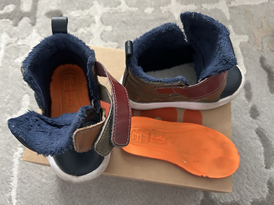 Ghetute Bibi marime 23