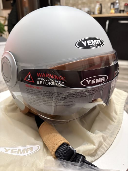 Casca scuter Yema Noua