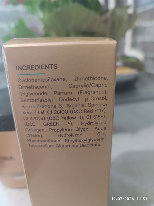 Mască hidratantă efect de mătase lumina și ulei de argan pentru netezirea  firelor