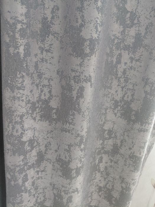 Продам тюль и шторы.