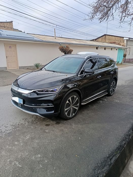 Byd Tang 2022 yil dual motor 27000 probeg