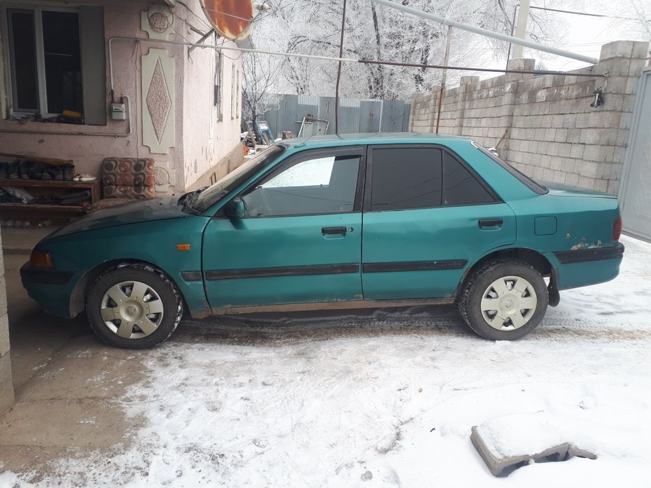 Мазда 323 седан 1992г