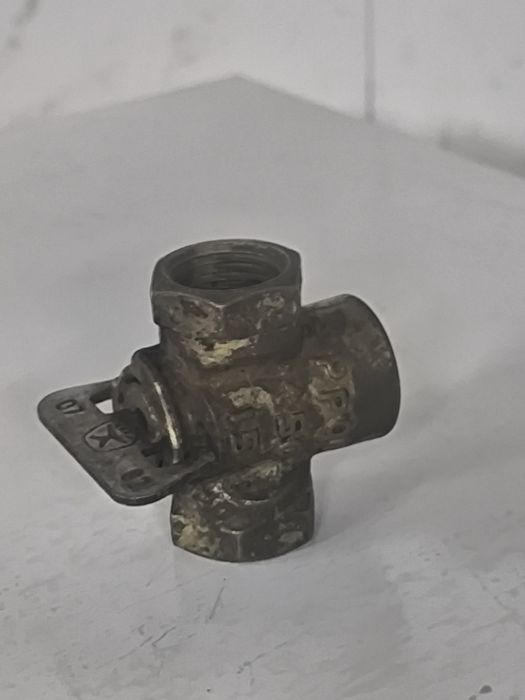 Газовый кран латунный РО1 15 (советский)