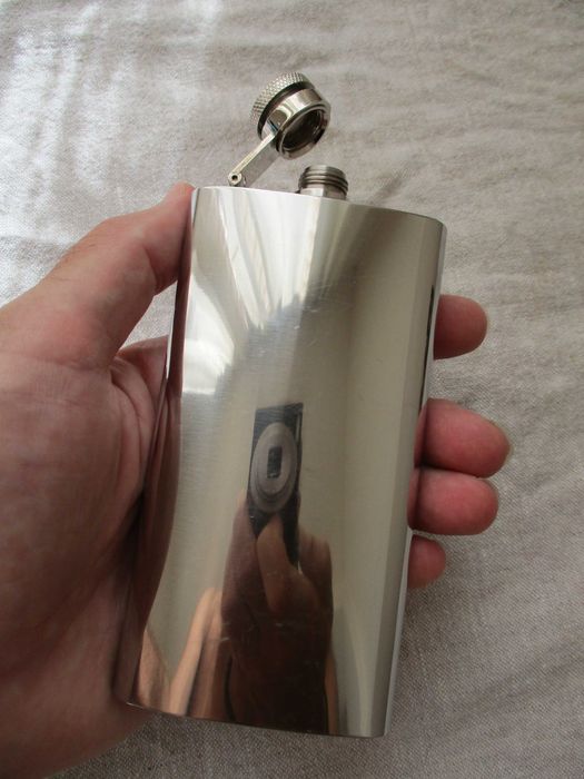 Flască inox, 5 oz / 147 ml