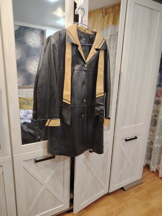 Продам куртки б/у