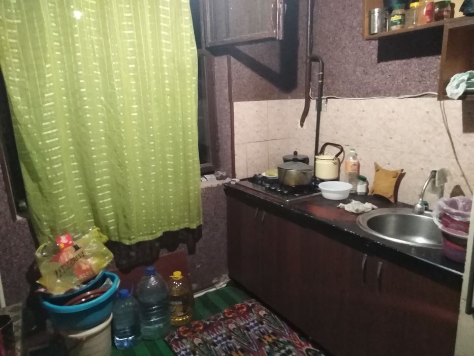 Г фергана ахунбабаевский массив за канал 2 хонали 1 этажда дом срочно