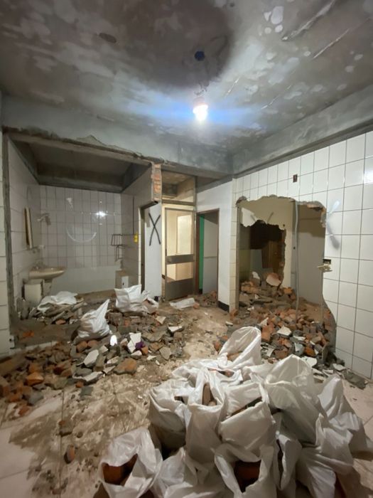 Вывоз мусора, Быстро приедем Всё вынесем Всё уберём