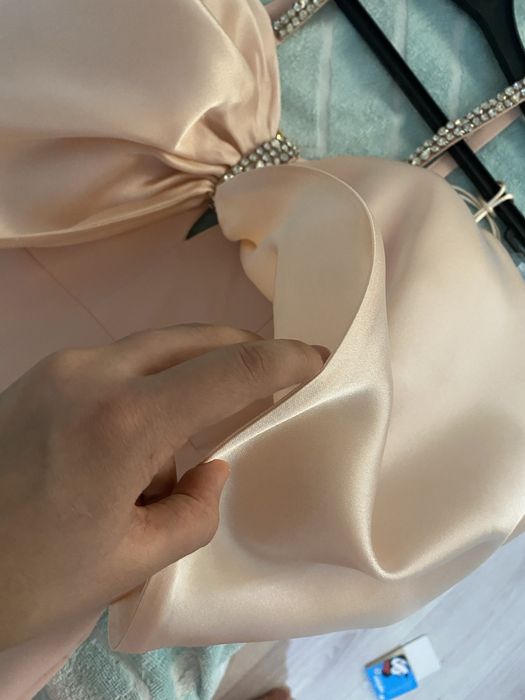 Платье вечернее(на выпусной)