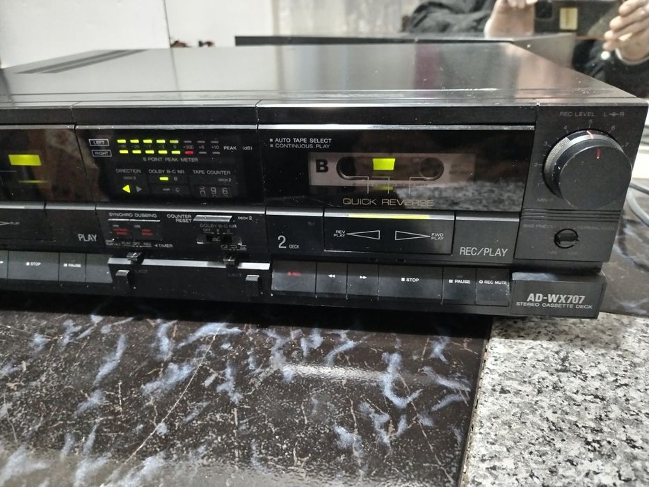 Dublu deck Aiwa model AD-Wx707