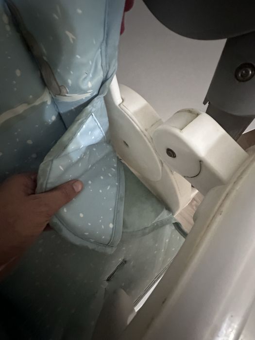 Продам стульчик для кормления