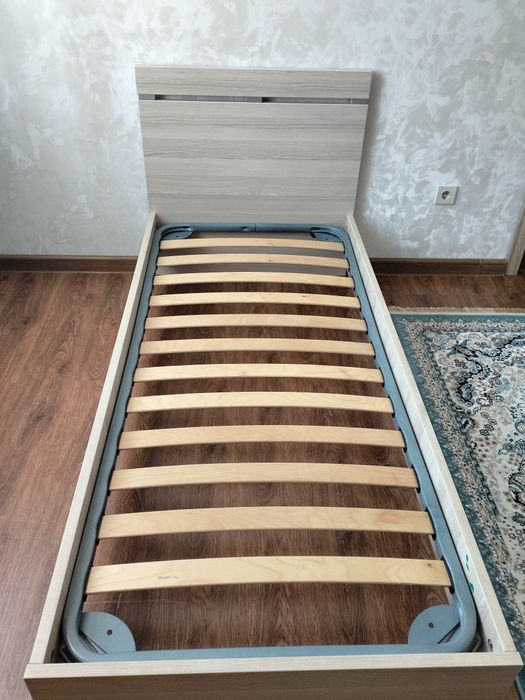Продам односпальная кровать