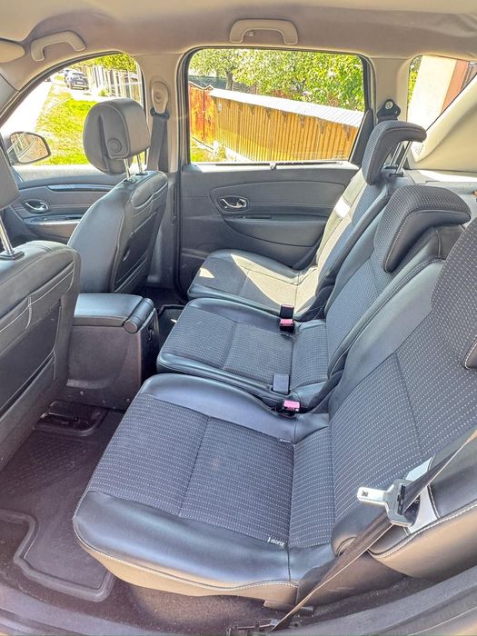 Renault Scenic 3 2012 1.6