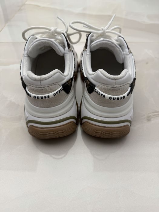 Маратонки Guess Micola