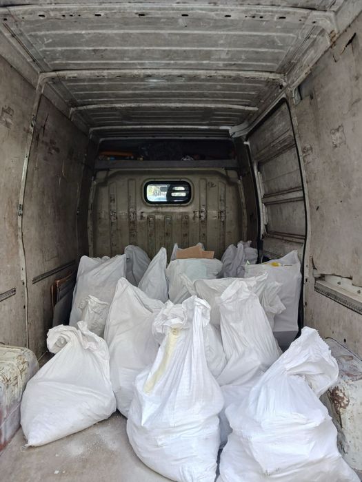 Изхвърляне на всякакъв вид отпадъци