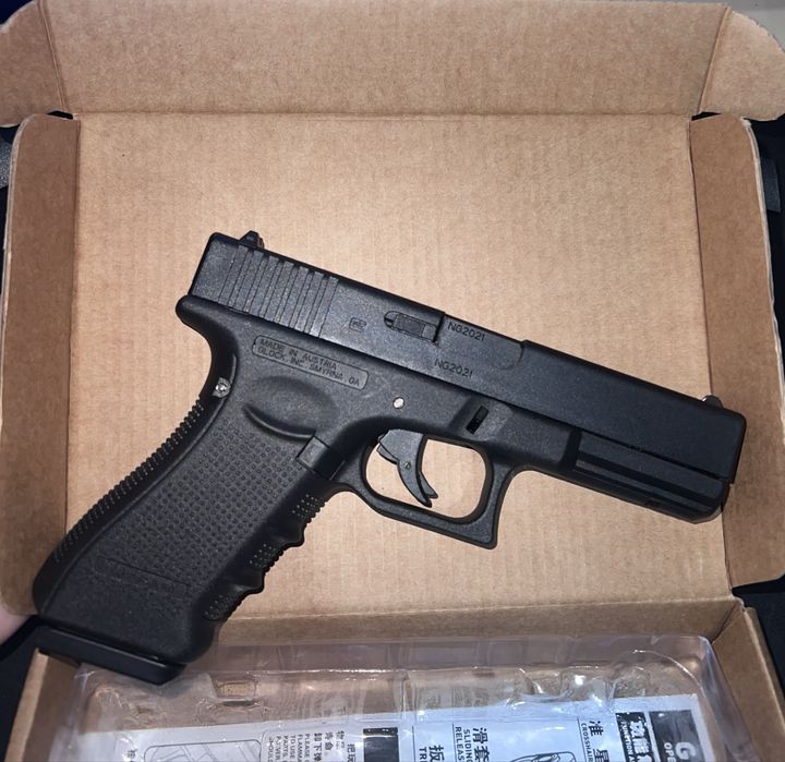 орбибольный glock 17 (не оружие)