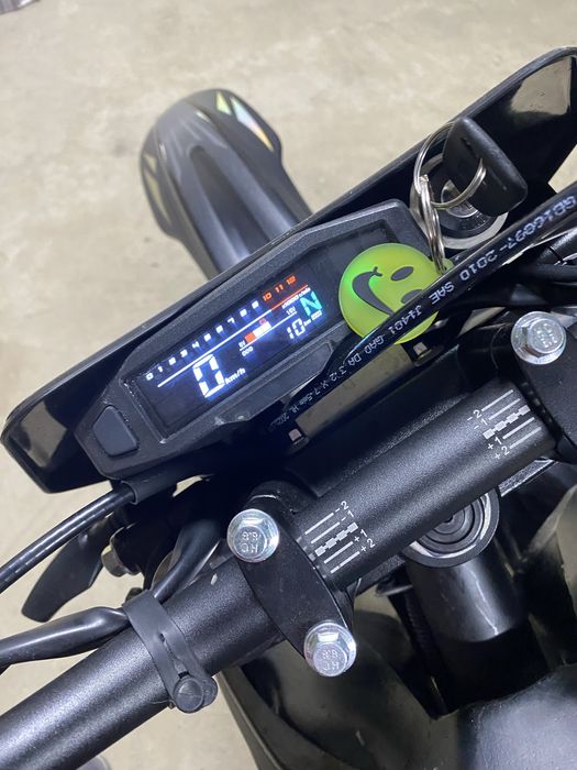 Продам Новый эндуро 300 кубов