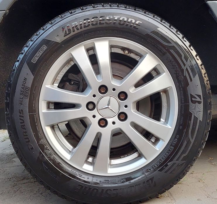 Mercedes-Benz Vito 113 CDI • 2.2 Diesel • Automat • 9 locuri • 2011 Varianta lung