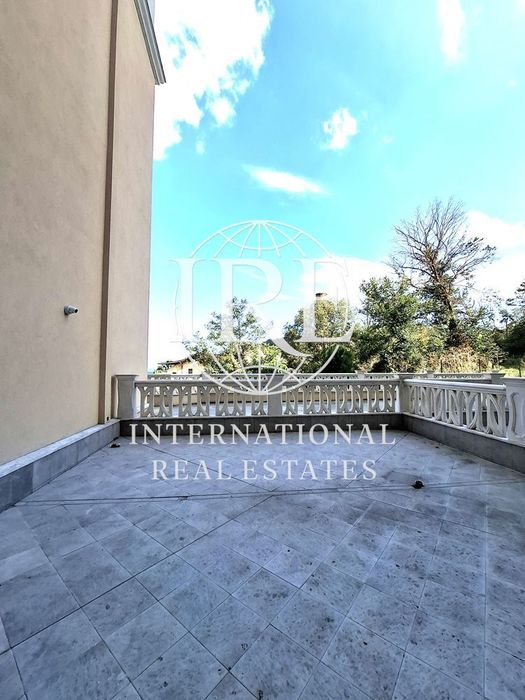 Продава се Двустаен апартамент в Варна, Аспарухово - 143 кв.м за 971 €/кв.м - Снимка #6
