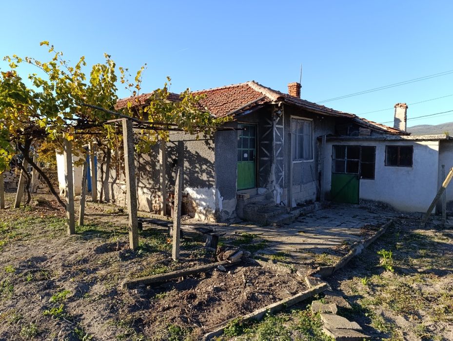 Продава се Къща в Айтос - 60 кв.м за 306 €/кв.м - Снимка #2