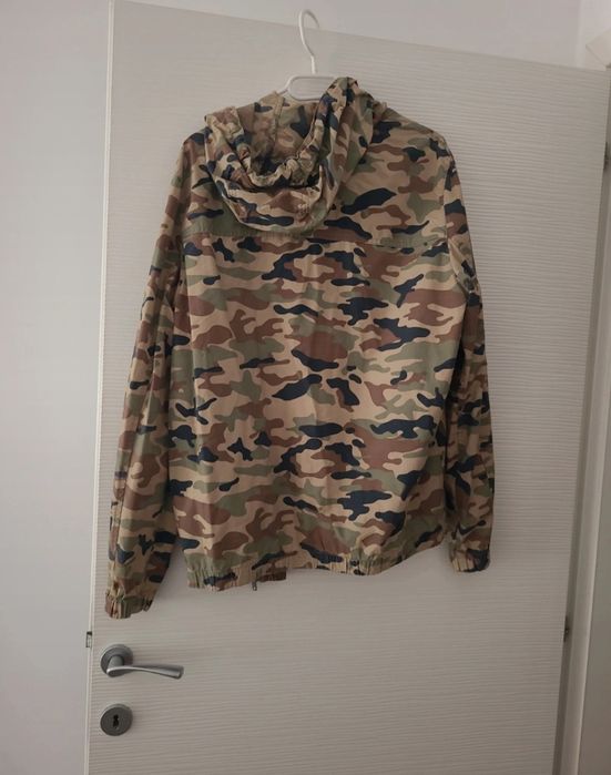 Jachetă barbati Bershka