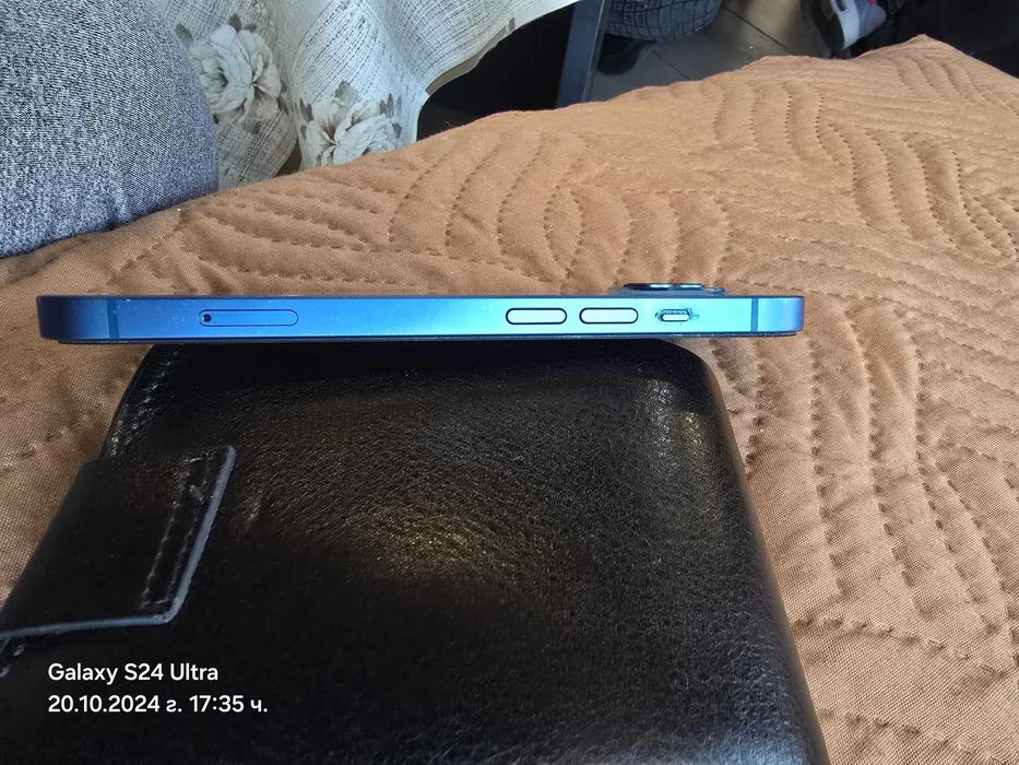 Iphone 13 256гб  84% капацитет