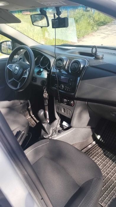 Autoturism fiabil, consum redus, stare impecabilă