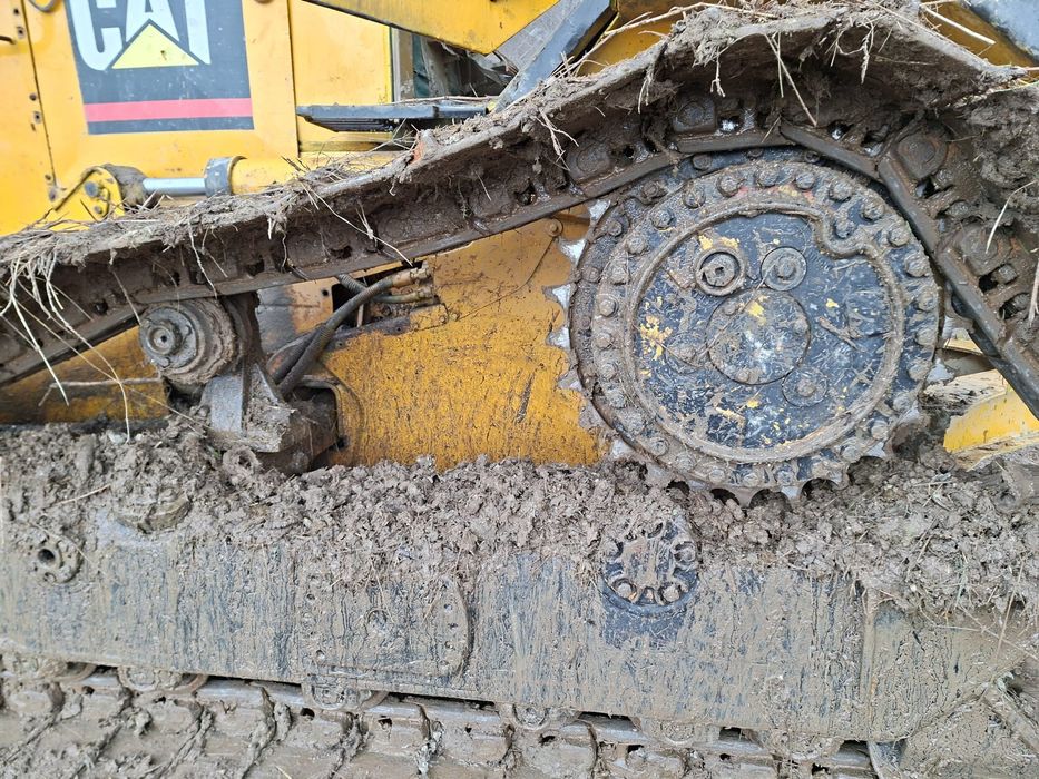 Buldozer Caterpillar D4