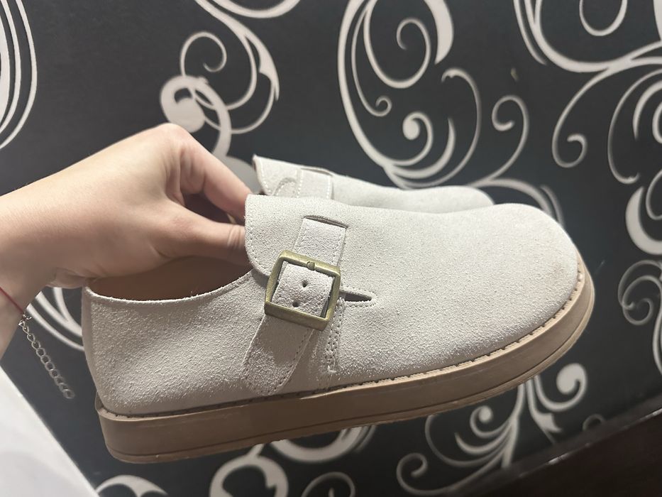 Ботинки новые,замшевые