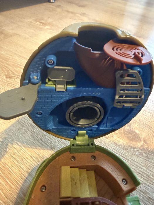 Черепашки ниндзя. Микро база. Леонардо. Оригинал.