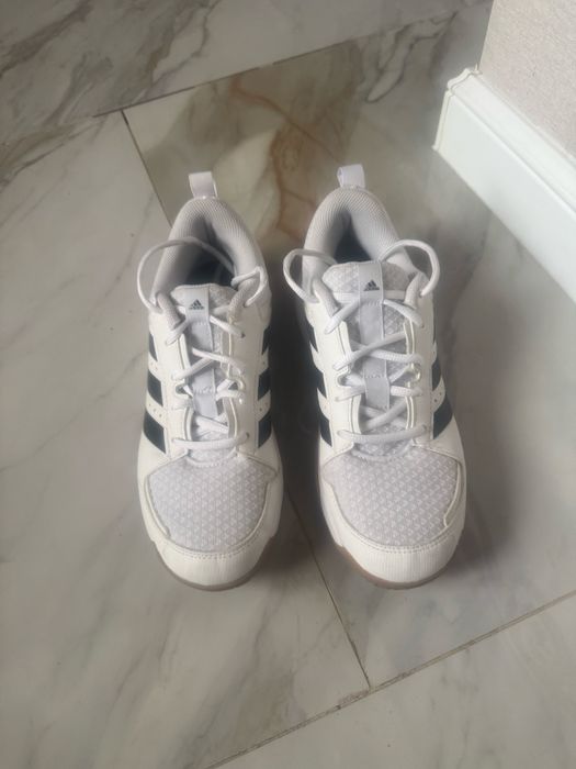 Кроссовки 38 размер