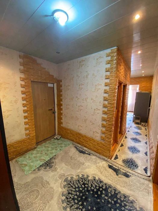 Продаётся 3х комн квартира на 4 этаж Ор-р 5 микрорайон Жомий