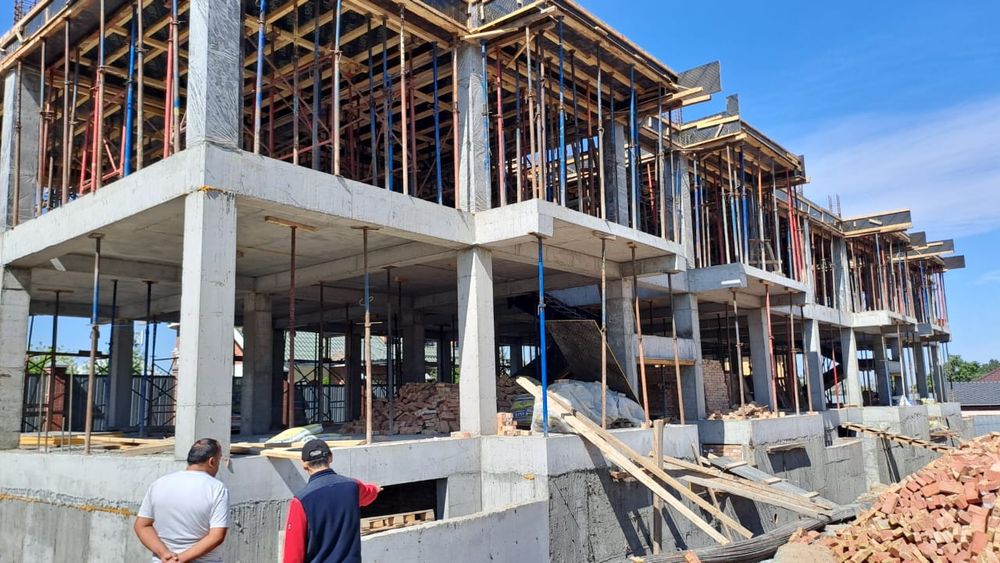 Строительная бригада/узбеки/