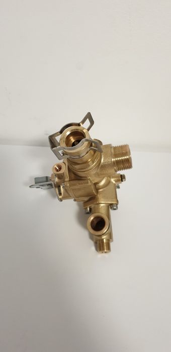 Vana 3 cai/Presostat Centrala Baxi ECO 240 + Microintrerupator