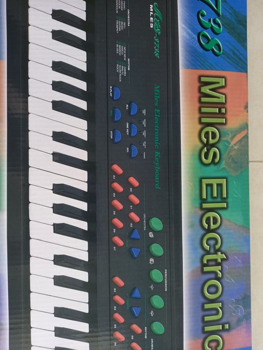 Електронно пиано Miles 3738