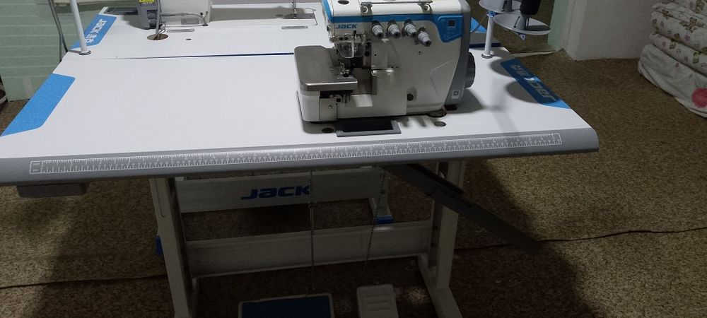 JACK tikuv mashinalari