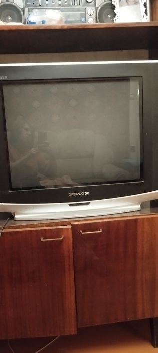 Телевизор 72 диагональ