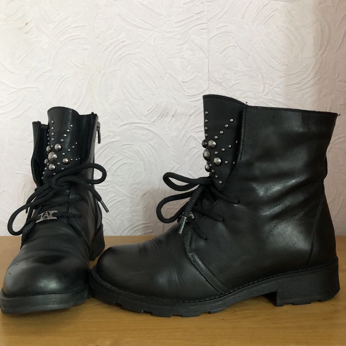 Женская обувь. Ботинки,