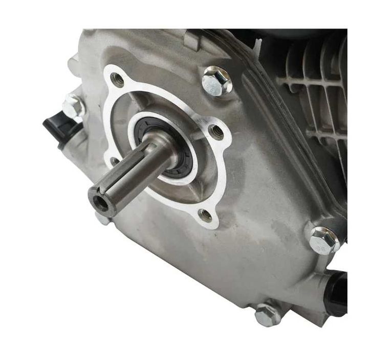 Motor pe benzina 7.5CP + fulie ax cu pana 20mm + ulei 4 timpi