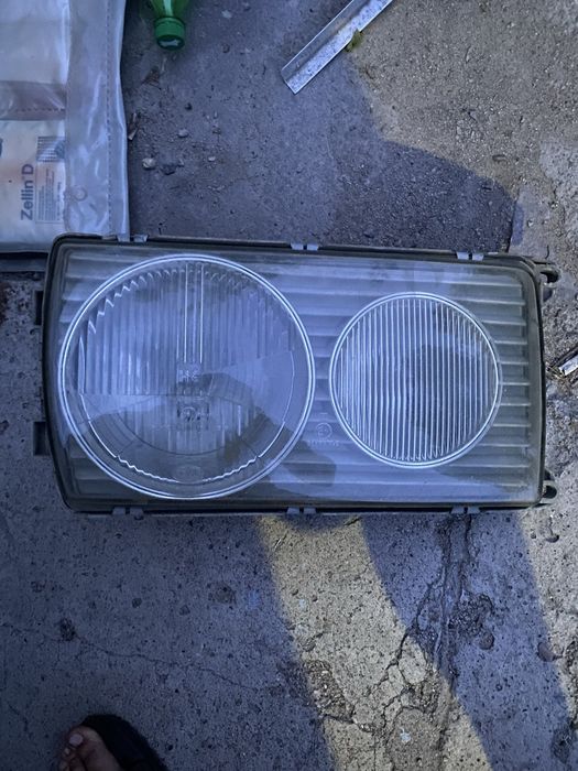 Фары оригинал мересдес W123
