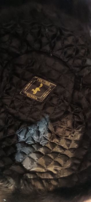 Почти новый норковый берет