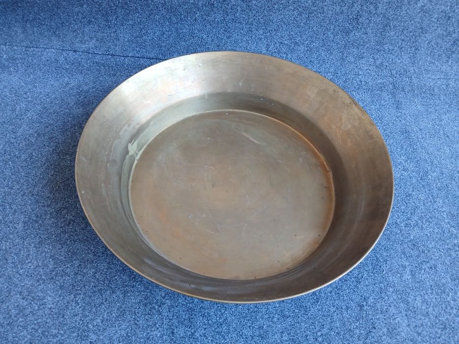 Таз латунный, старинный.