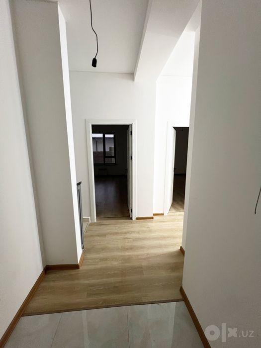 Kvartira sotiladi sergeli tumanida dupleks 4 xonali 1 etaj