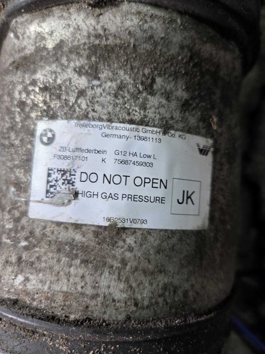 Perna aer spate stanga dreapta BMW G11 G12 cod 7915953