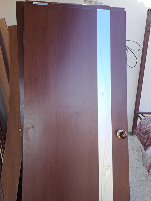 Двери и обналичка