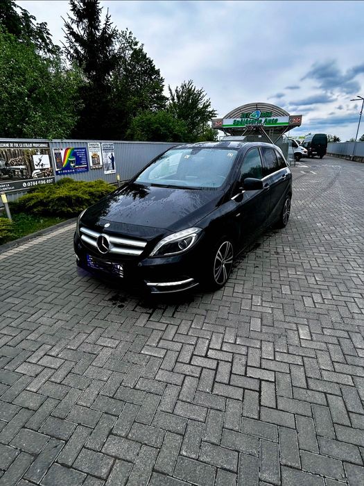 Mercedes-benz B class